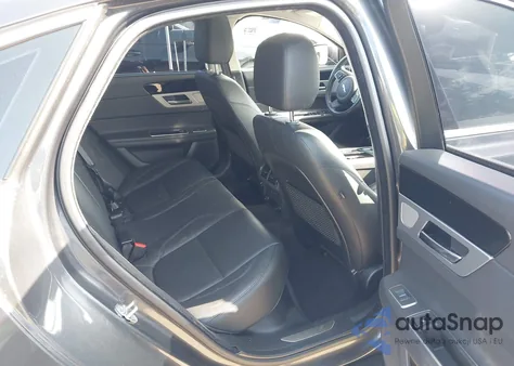 2016 Jaguar Xf 35T Prestige z USA, uszkodzony, nr VIN SAJBE4BVXGCY14466